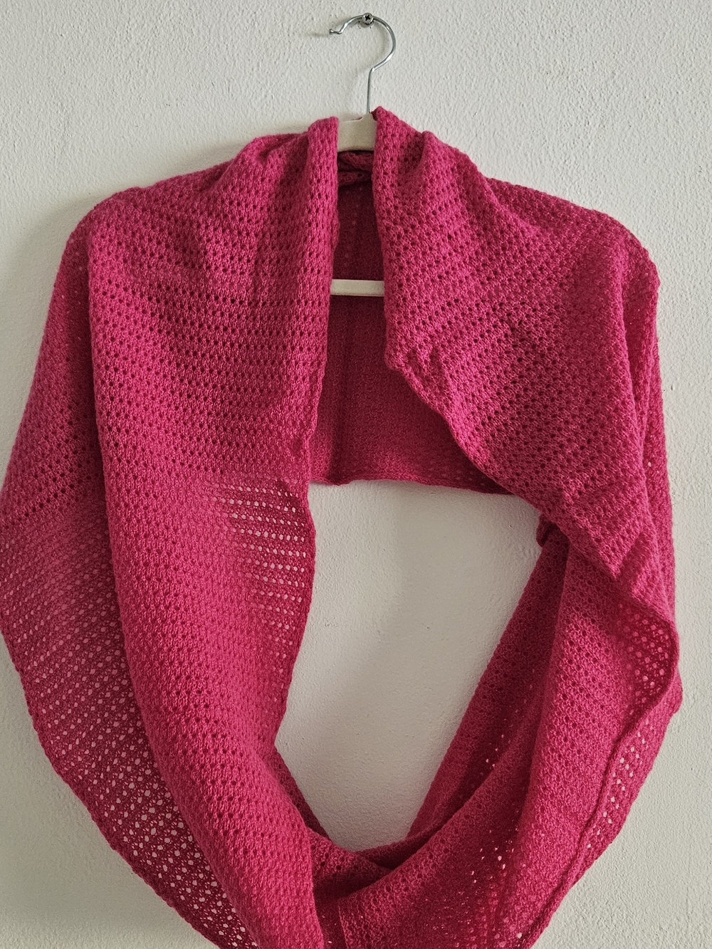 Women's Fuchsia Crochet Infinity Sweater Scarf, 100% Cashmere.